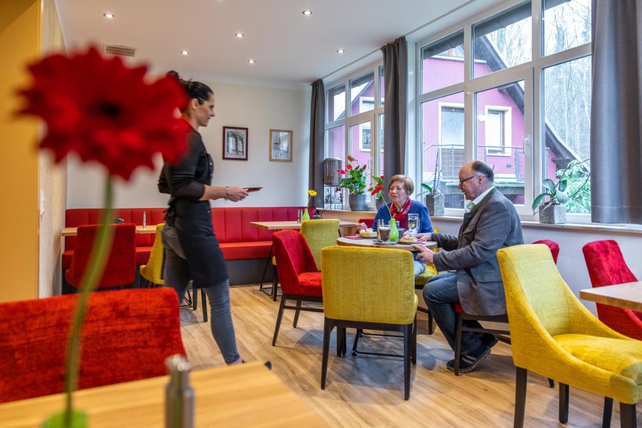 Pension & Cafe Abendroete Kurort Oybin Exterior photo